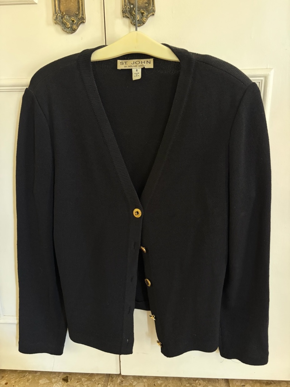 St John Black Sz 6 V Neck Blazer